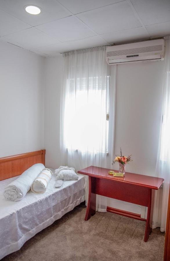 Hotel Integra Doboj Exterior foto