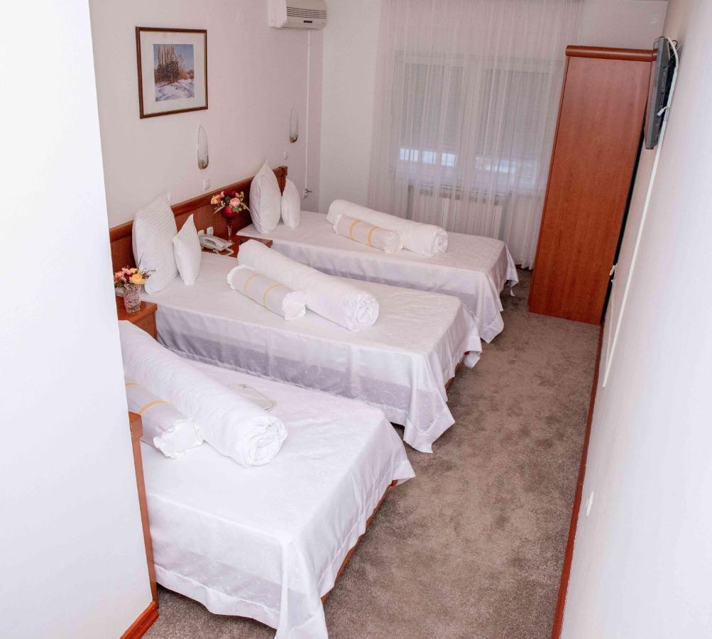 Hotel Integra Doboj Exterior foto